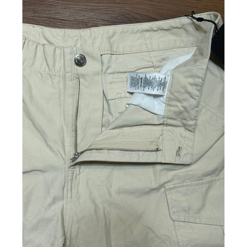 True Religion Mens Single Needle Cargo Shorts Tapioca Beige (107927) Size 38